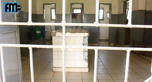 FAMÍLIAS CONSERVAM CORPOS EM CASA DEVIDO A INOPERÂNCIA DA MORGUE DO HOSPITAL RURAL DE CHÓKWÈ 